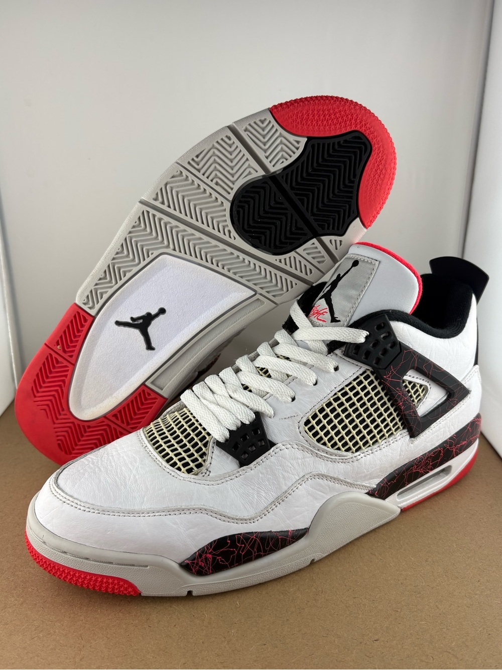 Nike Air Jordan 4 Retro Pale Citron Bright Crimson Jordan 4 Size 12  308497-116